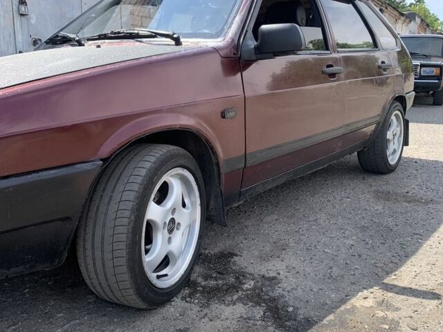 Красный ВАЗ 2109, объемом двигателя 1.5 л и пробегом 3 тыс. км за 2000 $, фото 1 на Automoto.ua