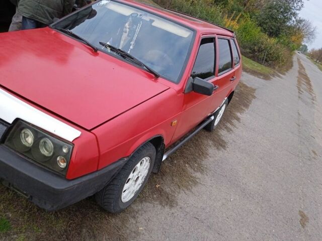Красный ВАЗ 2109, объемом двигателя 1.5 л и пробегом 2 тыс. км за 1800 $, фото 1 на Automoto.ua