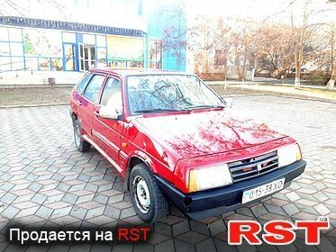 Красный ВАЗ 2109, объемом двигателя 1.5 л и пробегом 8 тыс. км за 1300 $, фото 1 на Automoto.ua