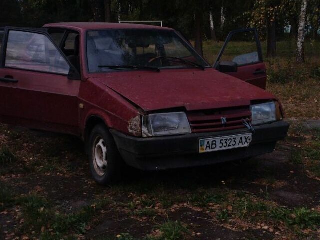 Красный ВАЗ 2109, объемом двигателя 1.5 л и пробегом 400 тыс. км за 500 $, фото 1 на Automoto.ua