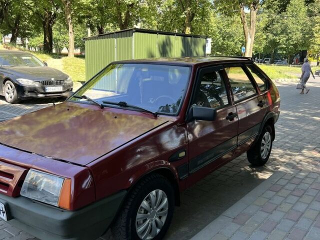 Красный ВАЗ 2109, объемом двигателя 1.3 л и пробегом 200 тыс. км за 750 $, фото 1 на Automoto.ua