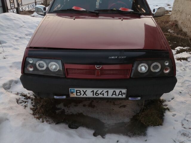 Красный ВАЗ 2109, объемом двигателя 1.3 л и пробегом 125 тыс. км за 1000 $, фото 1 на Automoto.ua