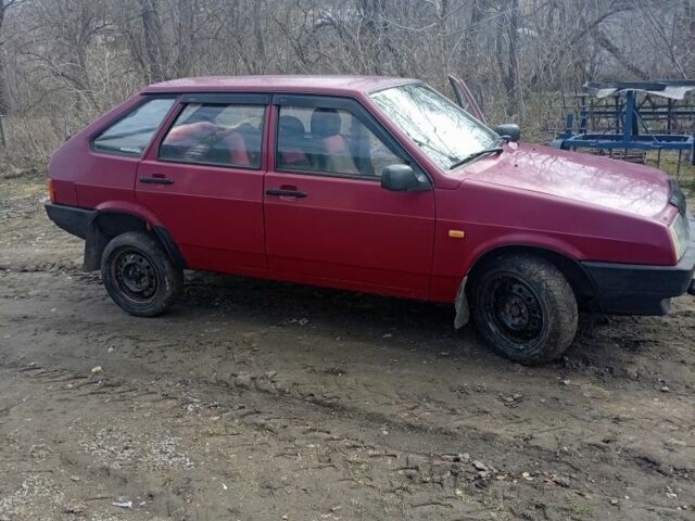 Червоний ВАЗ 2109, об'ємом двигуна 1.5 л та пробігом 70 тис. км за 948 $, фото 1 на Automoto.ua