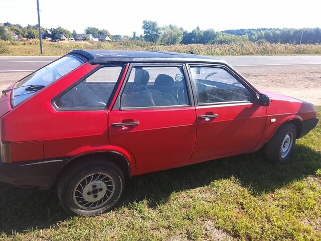 Красный ВАЗ 2109, объемом двигателя 1 л и пробегом 56 тыс. км за 842 $, фото 1 на Automoto.ua