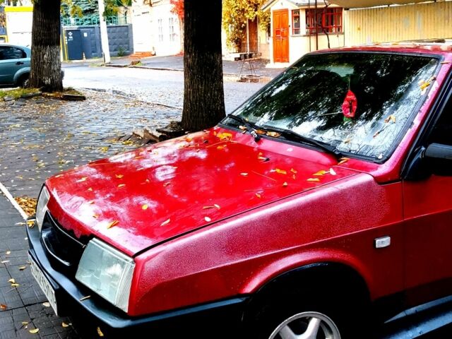 Красный ВАЗ 2109, объемом двигателя 1 л и пробегом 3 тыс. км за 650 $, фото 1 на Automoto.ua