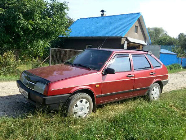 Червоний ВАЗ 2109, об'ємом двигуна 1.5 л та пробігом 90 тис. км за 1650 $, фото 1 на Automoto.ua