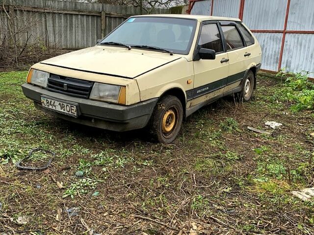 ВАЗ 2109, объемом двигателя 1.5 л и пробегом 200 тыс. км за 450 $, фото 1 на Automoto.ua