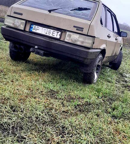 ВАЗ 2109, объемом двигателя 1.5 л и пробегом 200 тыс. км за 1180 $, фото 1 на Automoto.ua