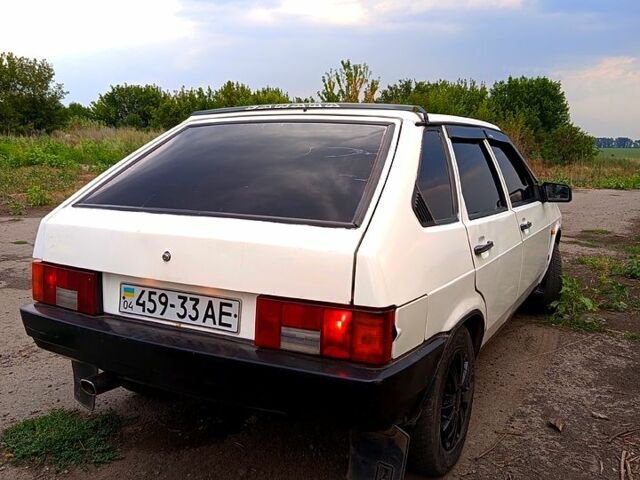 ВАЗ 2109, об'ємом двигуна 1.6 л та пробігом 250 тис. км за 1000 $, фото 1 на Automoto.ua