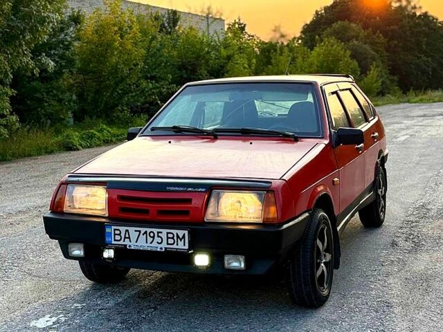 ВАЗ 2109, объемом двигателя 1.5 л и пробегом 185 тыс. км за 999 $, фото 1 на Automoto.ua
