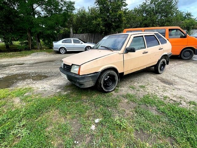 ВАЗ 2109, об'ємом двигуна 1.5 л та пробігом 300 тис. км за 700 $, фото 1 на Automoto.ua