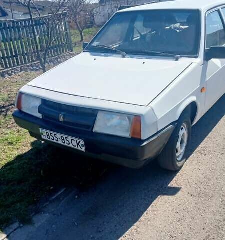 ВАЗ 2109, объемом двигателя 1.5 л и пробегом 200 тыс. км за 1100 $, фото 1 на Automoto.ua