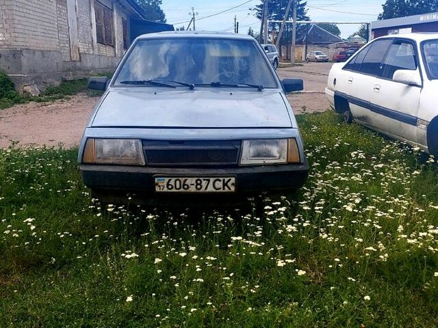 ВАЗ 2109, объемом двигателя 1.5 л и пробегом 175 тыс. км за 450 $, фото 1 на Automoto.ua