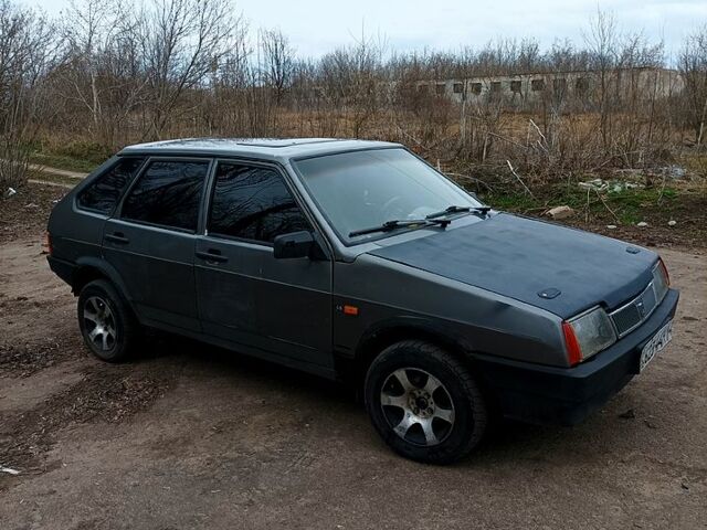 ВАЗ 2109, объемом двигателя 15 л и пробегом 169 тыс. км за 600 $, фото 1 на Automoto.ua