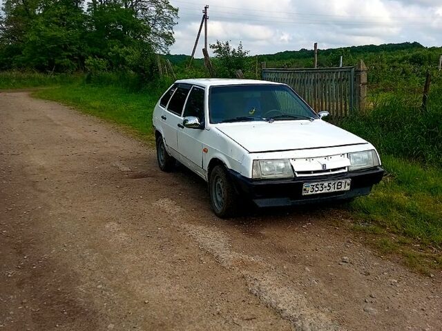 ВАЗ 2109, объемом двигателя 1.5 л и пробегом 150 тыс. км за 650 $, фото 1 на Automoto.ua