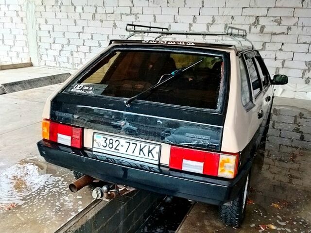 ВАЗ 2109 1994 в Сумах на Automoto.ua ВАЗ 2109, объемом двигателя 1.3 л и пробегом 180 тыс. км за 750 $, фото 1 на Automoto.ua