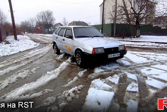 ВАЗ 2109, об'ємом двигуна 1.5 л та пробігом 260 тис. км за 850 $, фото 1 на Automoto.ua