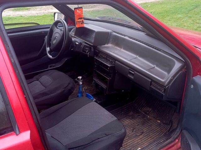 ВАЗ 2109, объемом двигателя 1.6 л и пробегом 140 тыс. км за 500 $, фото 1 на Automoto.ua