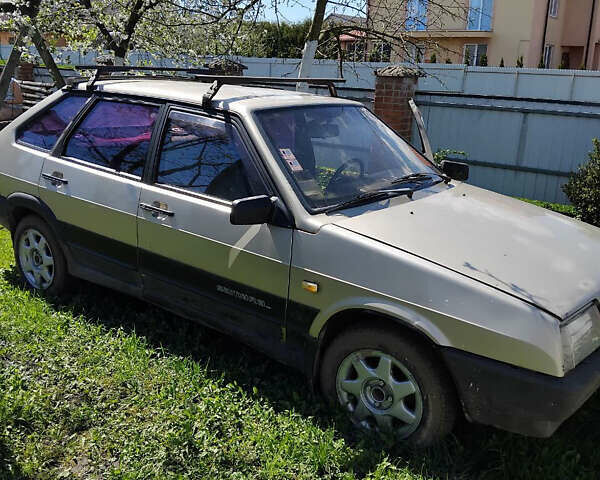 ВАЗ 2109, об'ємом двигуна 1.5 л та пробігом 180 тис. км за 800 $, фото 1 на Automoto.ua