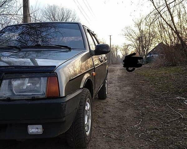 ВАЗ 2109, объемом двигателя 1.5 л и пробегом 177 тыс. км за 2500 $, фото 1 на Automoto.ua