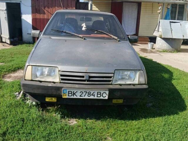 ВАЗ 2109, объемом двигателя 1.5 л и пробегом 344 тыс. км за 1500 $, фото 1 на Automoto.ua