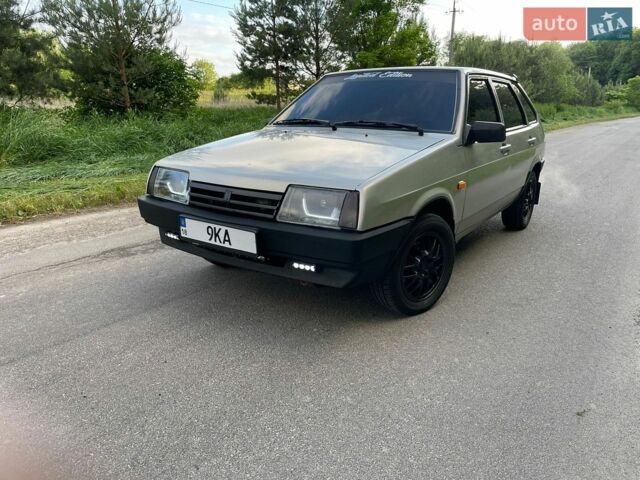 ВАЗ 2109, объемом двигателя 0 л и пробегом 185 тыс. км за 1700 $, фото 1 на Automoto.ua