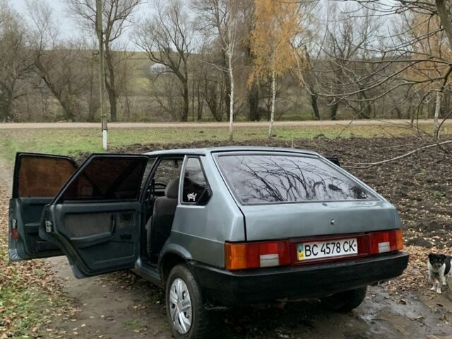 Серый ВАЗ 2109, объемом двигателя 1.5 л и пробегом 100 тыс. км за 550 $, фото 1 на Automoto.ua