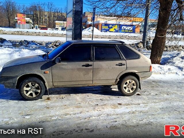 Серый ВАЗ 2109, объемом двигателя 1.5 л и пробегом 150 тыс. км за 1500 $, фото 1 на Automoto.ua