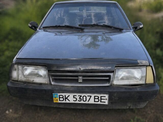 Сірий ВАЗ 2109, об'ємом двигуна 1.5 л та пробігом 216 тис. км за 584 $, фото 1 на Automoto.ua