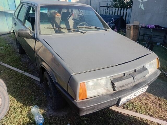 Серый ВАЗ 2109, объемом двигателя 1.3 л и пробегом 689 тыс. км за 358 $, фото 1 на Automoto.ua