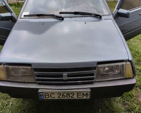 Серый ВАЗ 2109, объемом двигателя 1.5 л и пробегом 100 тыс. км за 1000 $, фото 1 на Automoto.ua