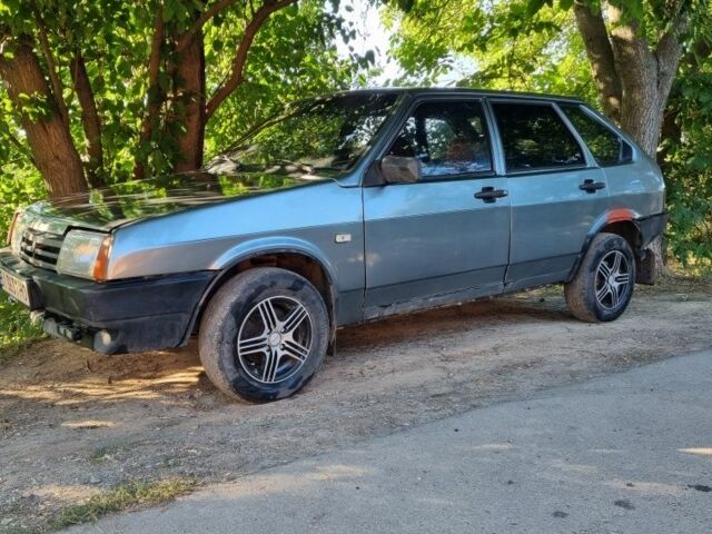 Серый ВАЗ 2109, объемом двигателя 1.5 л и пробегом 140 тыс. км за 1000 $, фото 1 на Automoto.ua