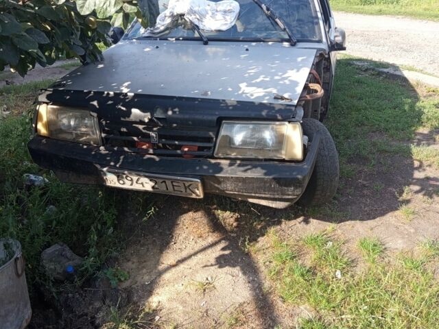 Серый ВАЗ 2109, объемом двигателя 0 л и пробегом 221 тыс. км за 225 $, фото 1 на Automoto.ua