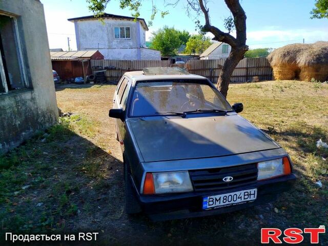 Серый ВАЗ 2109, объемом двигателя 1.5 л и пробегом 300 тыс. км за 550 $, фото 1 на Automoto.ua