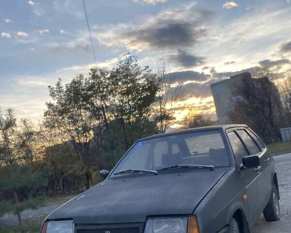 Серый ВАЗ 2109, объемом двигателя 1.5 л и пробегом 450 тыс. км за 550 $, фото 1 на Automoto.ua