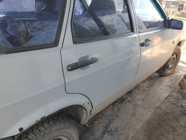 Серый ВАЗ 2109, объемом двигателя 0 л и пробегом 113 тыс. км за 700 $, фото 1 на Automoto.ua