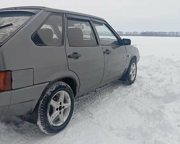 Серый ВАЗ 2109, объемом двигателя 1.3 л и пробегом 111 тыс. км за 999 $, фото 1 на Automoto.ua