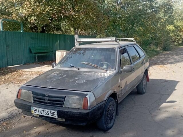 Серый ВАЗ 2109, объемом двигателя 1 л и пробегом 80 тыс. км за 447 $, фото 1 на Automoto.ua