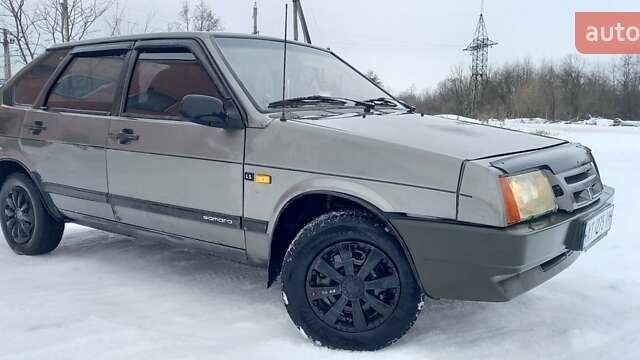 Сірий ВАЗ 2109, об'ємом двигуна 1.5 л та пробігом 153 тис. км за 999 $, фото 1 на Automoto.ua