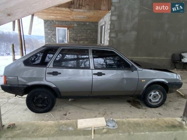 Серый ВАЗ 2109, объемом двигателя 1.3 л и пробегом 300 тыс. км за 650 $, фото 1 на Automoto.ua