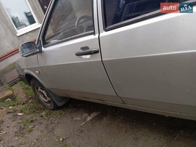 Серый ВАЗ 2109, объемом двигателя 1.5 л и пробегом 120 тыс. км за 800 $, фото 1 на Automoto.ua