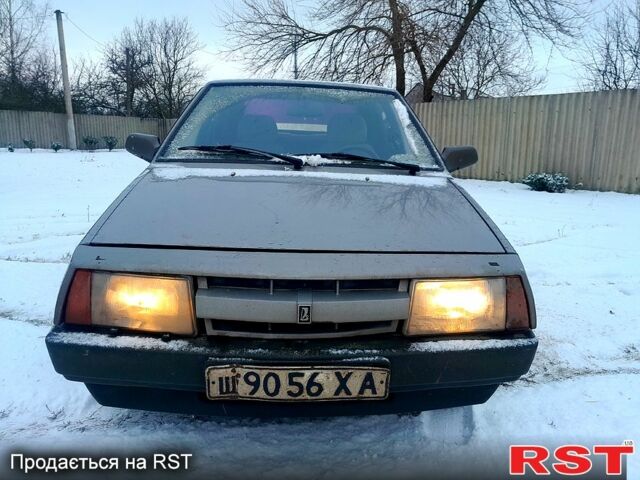 Серый ВАЗ 2109, объемом двигателя 1.3 л и пробегом 65 тыс. км за 950 $, фото 1 на Automoto.ua