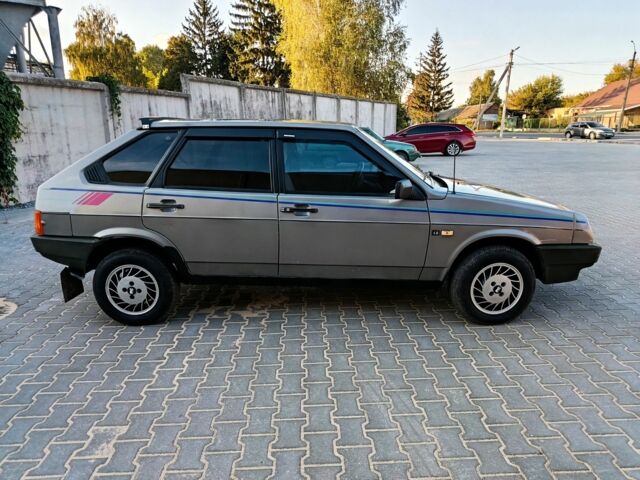 Серый ВАЗ 2109, объемом двигателя 0 л и пробегом 110 тыс. км за 2496 $, фото 1 на Automoto.ua