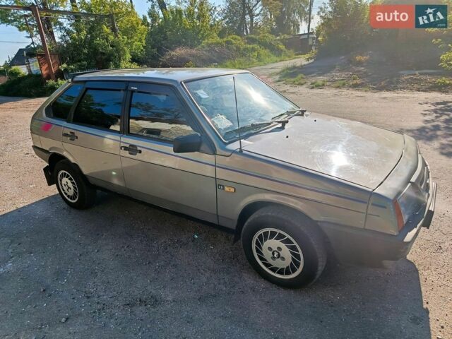 Сірий ВАЗ 2109, об'ємом двигуна 1.1 л та пробігом 110 тис. км за 2100 $, фото 1 на Automoto.ua