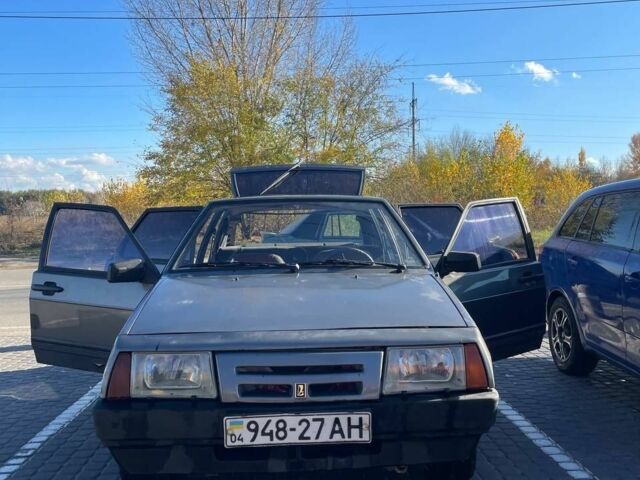 ВАЗ 2109 1991 у Дніпро (Дніпропетровську) на Automoto.ua Сірий ВАЗ 2109, об'ємом двигуна 1.3 л та пробігом 250 тис. км за 645 $, фото 1 на Automoto.ua