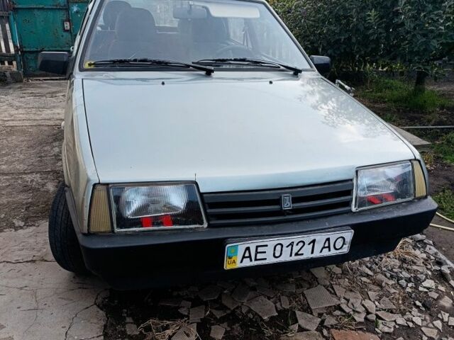 Сірий ВАЗ 2109, об'ємом двигуна 1.5 л та пробігом 200 тис. км за 800 $, фото 1 на Automoto.ua