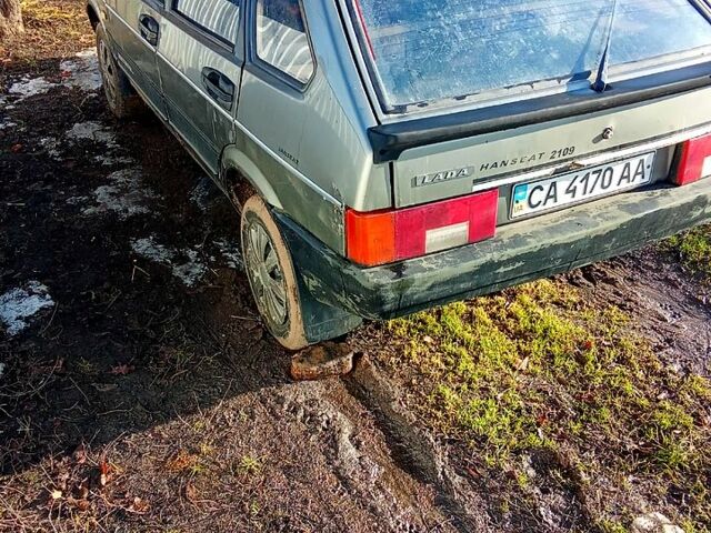 Сірий ВАЗ 2109, об'ємом двигуна 1.3 л та пробігом 0 тис. км за 1000 $, фото 1 на Automoto.ua