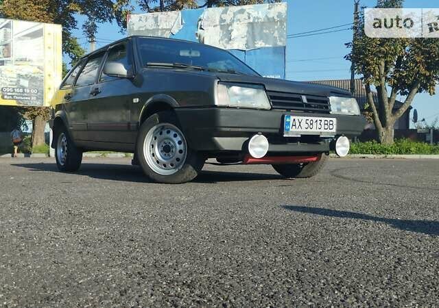 Серый ВАЗ 2109, объемом двигателя 1.5 л и пробегом 300 тыс. км за 1350 $, фото 1 на Automoto.ua
