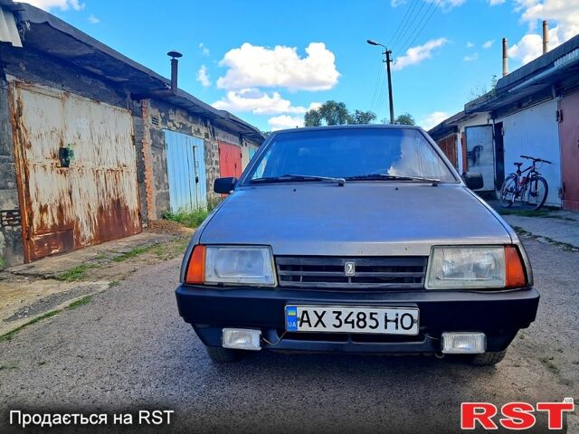 Серый ВАЗ 2109, объемом двигателя 1.5 л и пробегом 240 тыс. км за 900 $, фото 1 на Automoto.ua