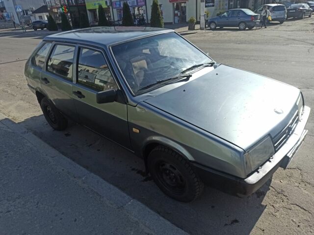 Серый ВАЗ 2109, объемом двигателя 0 л и пробегом 296 тыс. км за 1400 $, фото 1 на Automoto.ua